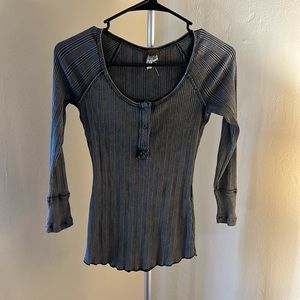 Free People We the Free Gray Ribbed 3/4 Sleeve Shirt Distressed Grunge Size XS